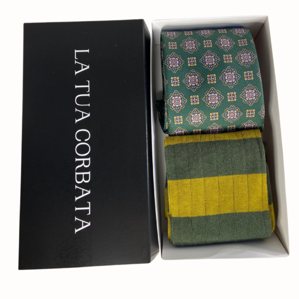 Pack Corbata Redsson Green y Calcetin Canale