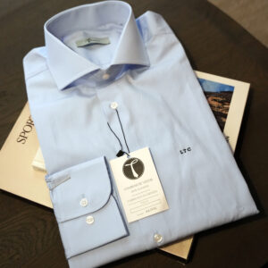 Camisa Celeste Personalizable – Cuello Italiano